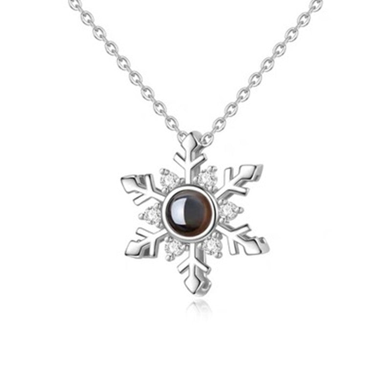 AmorMio Snowflake Necklace